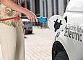 Elektroautos: Schon in fünf Jahren erwartet Bosch Akkus mit doppelter Energiedichte bei halbierten Kosten.  Foto:Auto-Medienportal.Net/Bosch